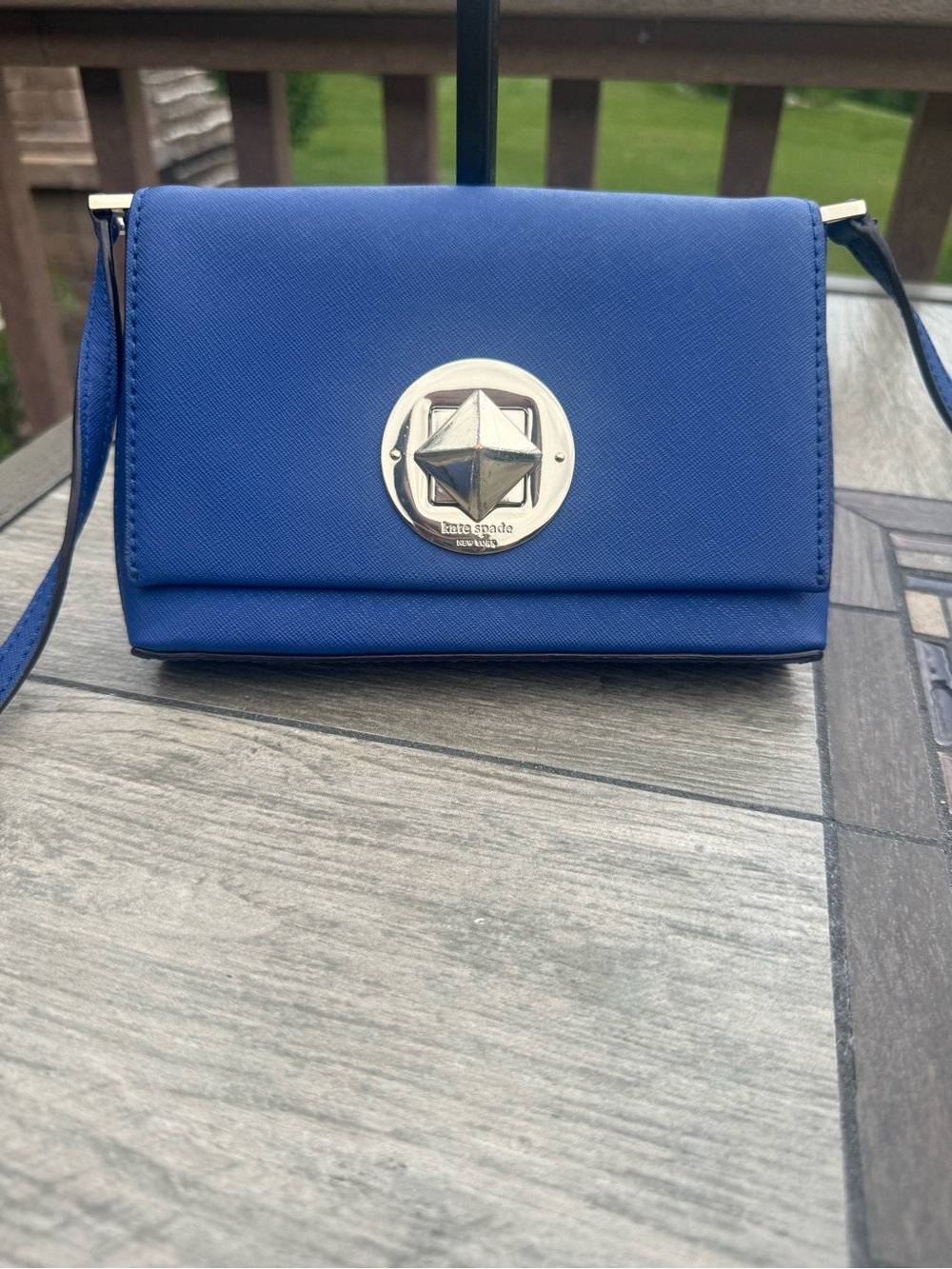 GUC Kate Spade Newbury Lane Sally Blue Crossbody Bag